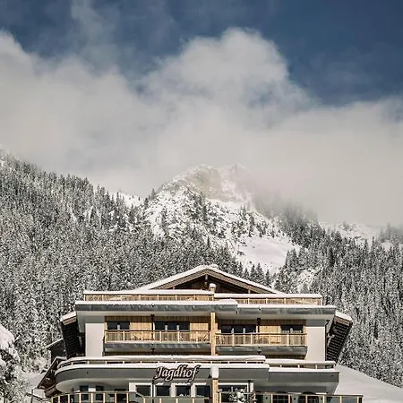 Jagdhof Pure Mountain Szálloda 4*