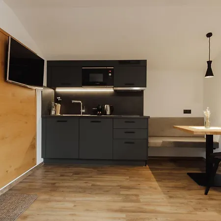 Jagdhof Pure Mountain Szálloda 4*