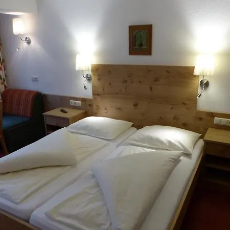 Hotel Jagdhof Pure Mountain Tux