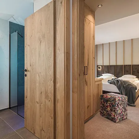 Jagdhof Pure Mountain Otel